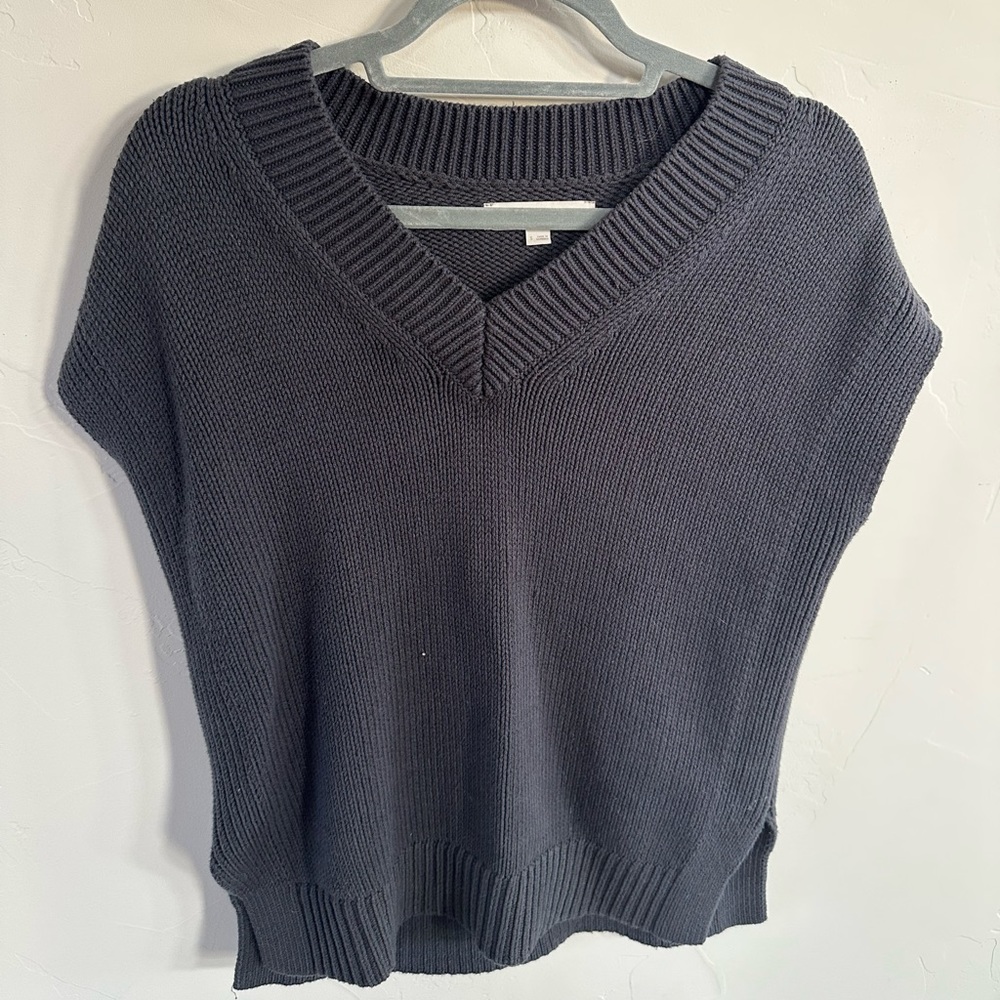 Loft Sweater Vest- small